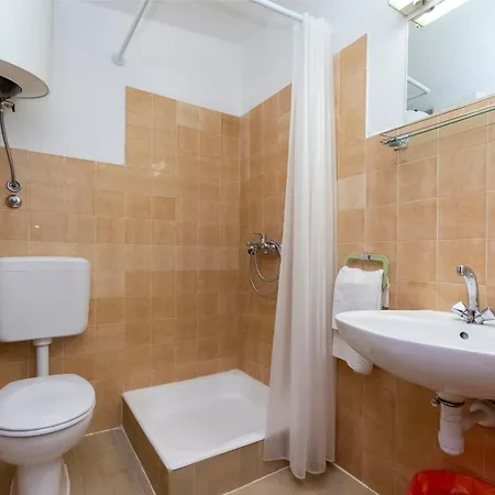 Lägenhet Luka Krilo