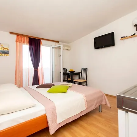 Luka Apartman